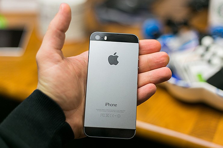 Apple iPhone 5S (16).jpg